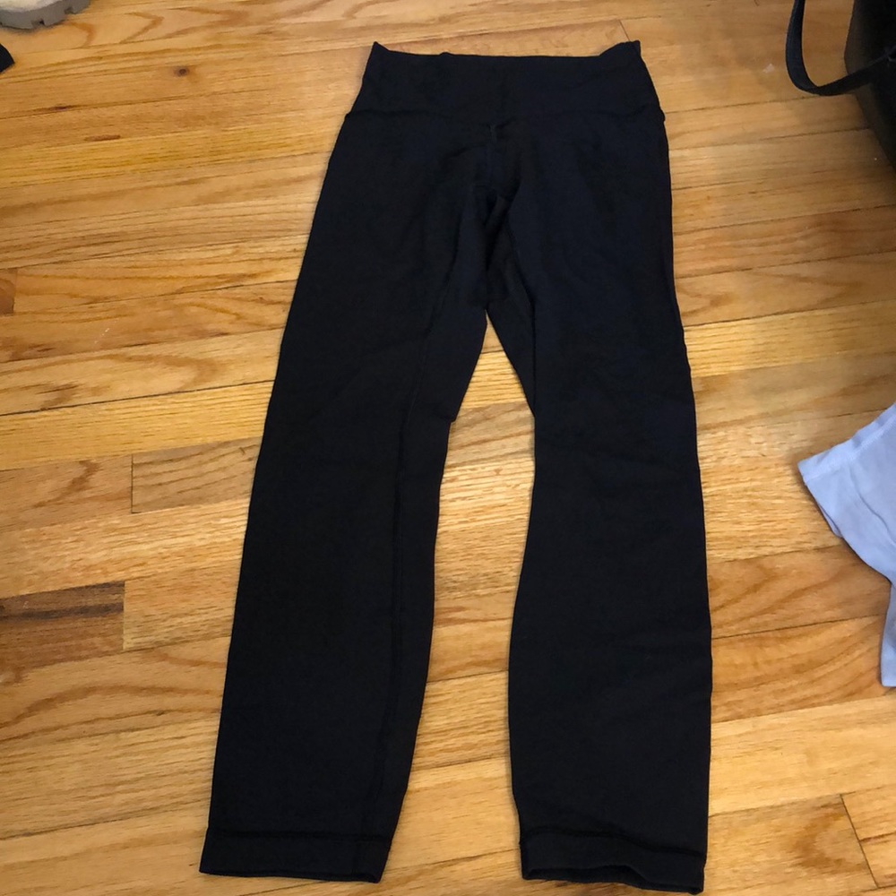Lululemon wunder under